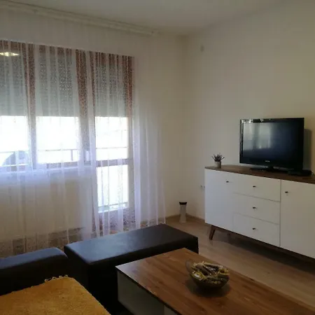 Ulica 502. Viteske Brdske Brigade Apartman Bihac